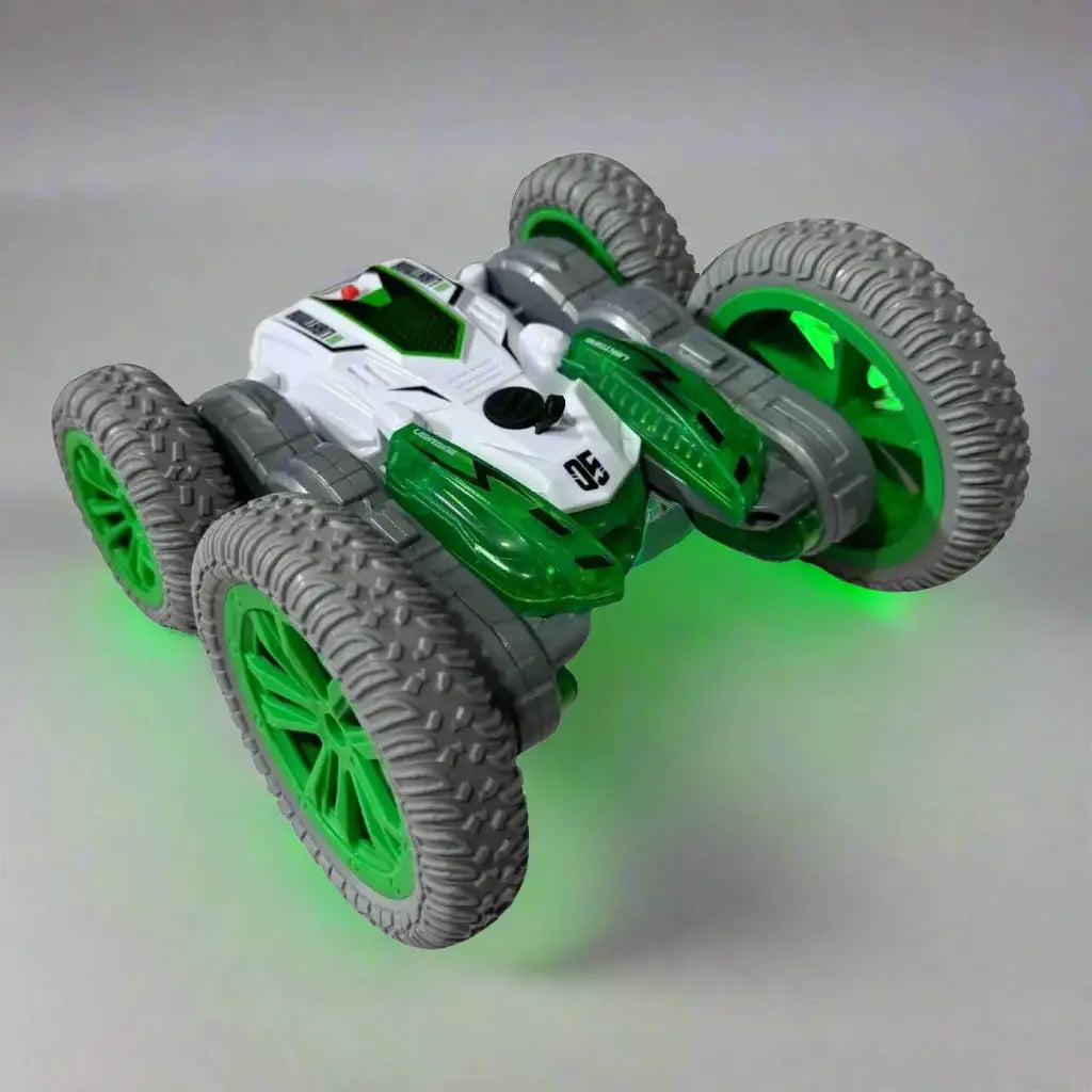 Transformirajući RC Automobil s Maglovitim Efektom - KIKY STORE