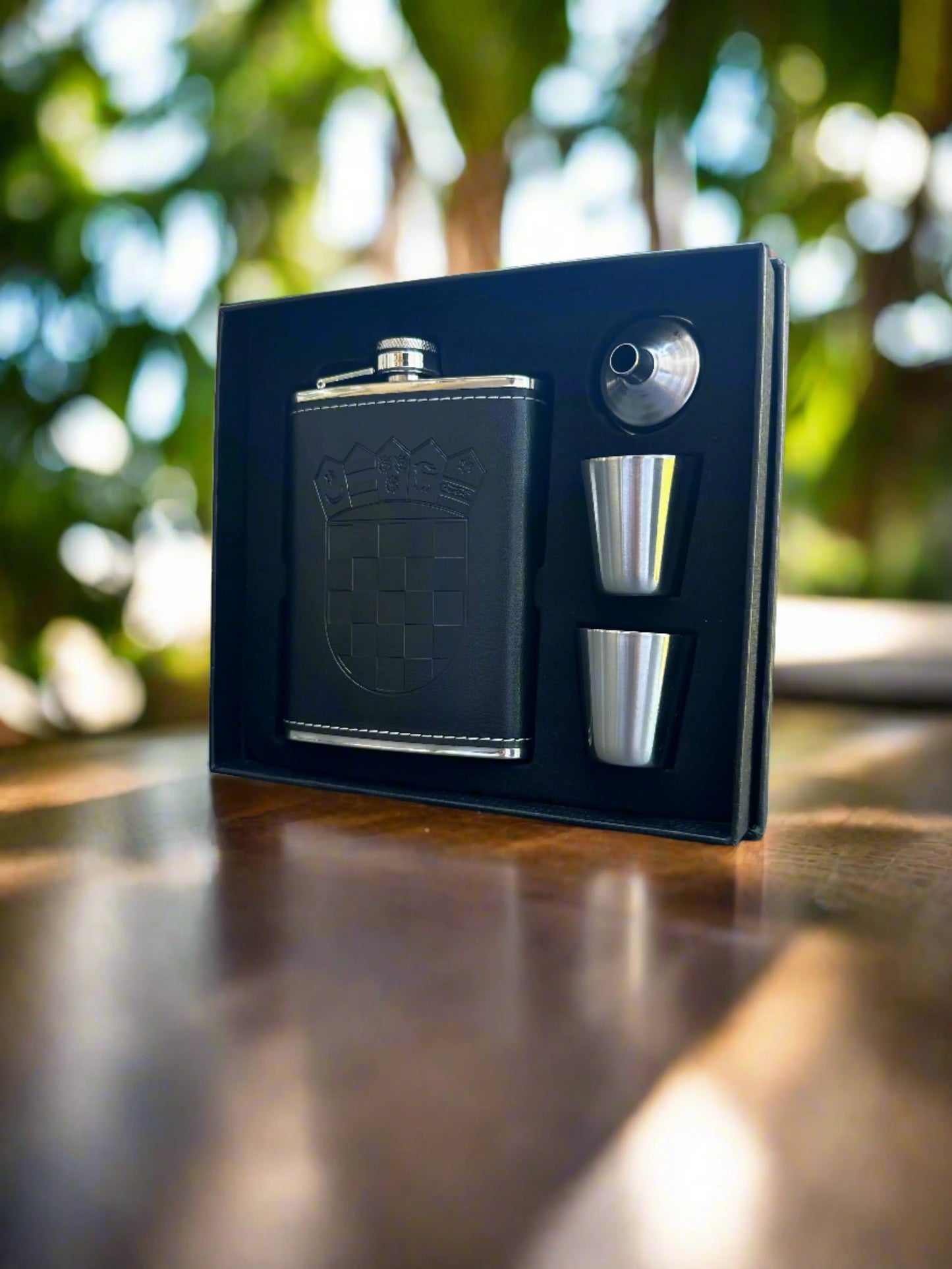 PLjoska sa Hr Grbom -240ml poklon set - KIKY STORE