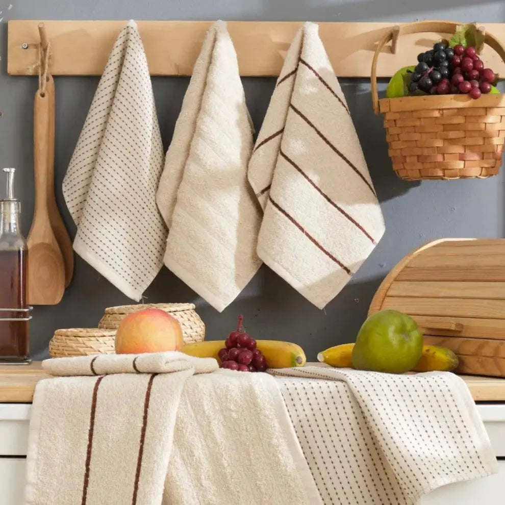 Poklon set od 3 ručnika (30x50 cm) - KIKY STORE