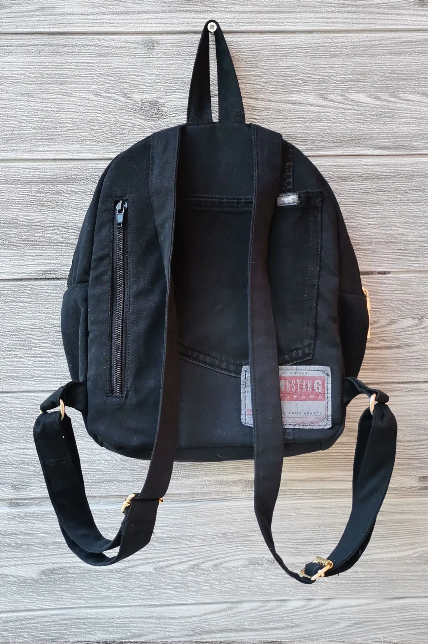 HANDMADE Recycled denim ruksak KIKY