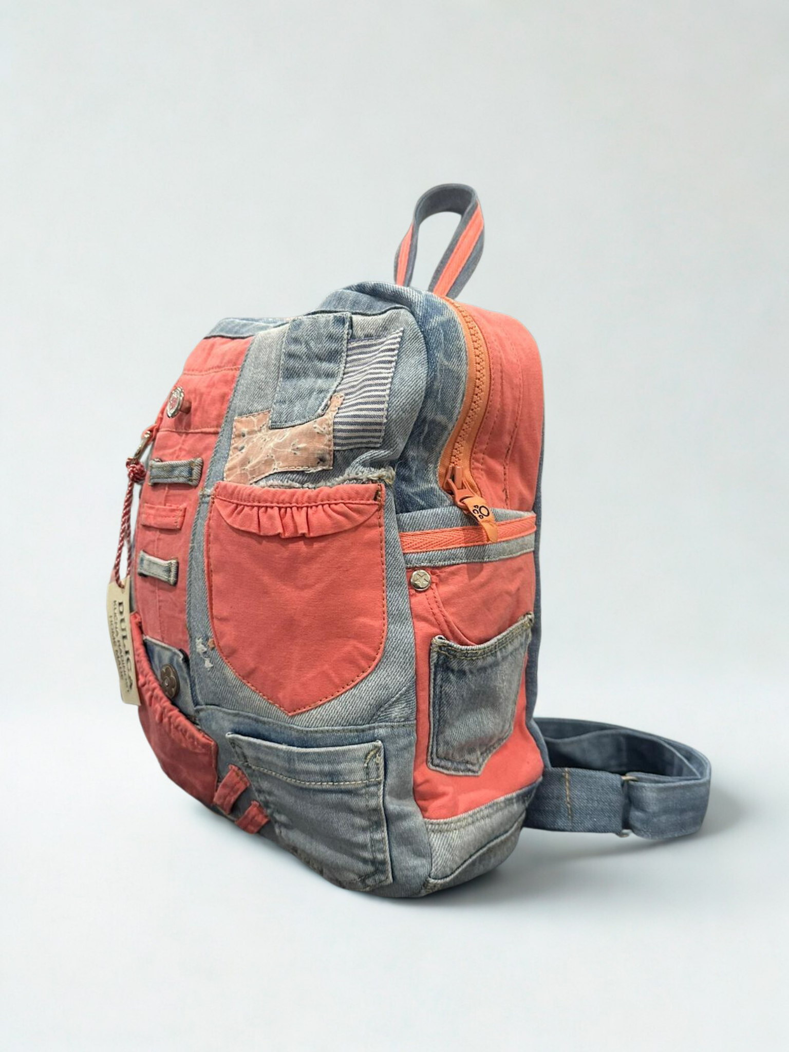 Denim ruksak “Coral Patch” – ručni rad, unikat KIKY STORE