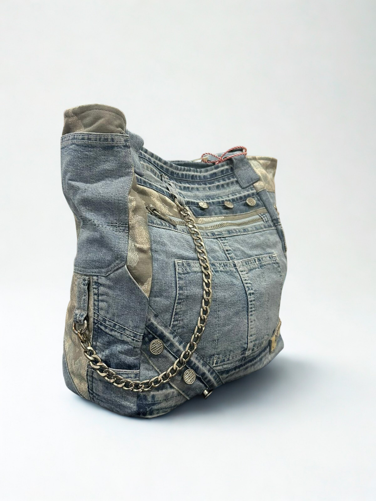Denim torba “Urban Chain” – ručni rad, unikat KIKY STORE