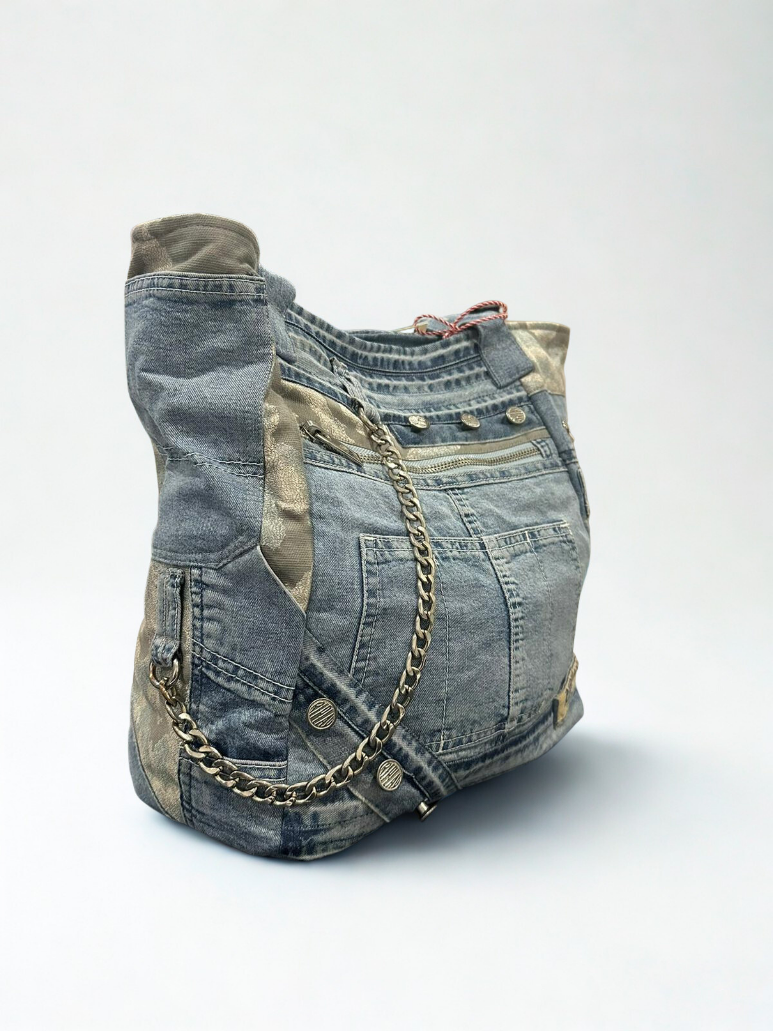 Denim torba “Urban Chain” – ručni rad, unikat KIKY STORE