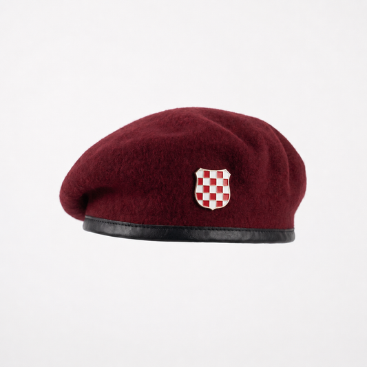 Hrvatska Baret s povijesnim Grbom