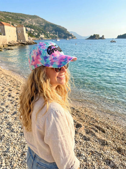 Croatia Tie-Dye Šilterica – Pastelna Batik s 3D Natpisom
