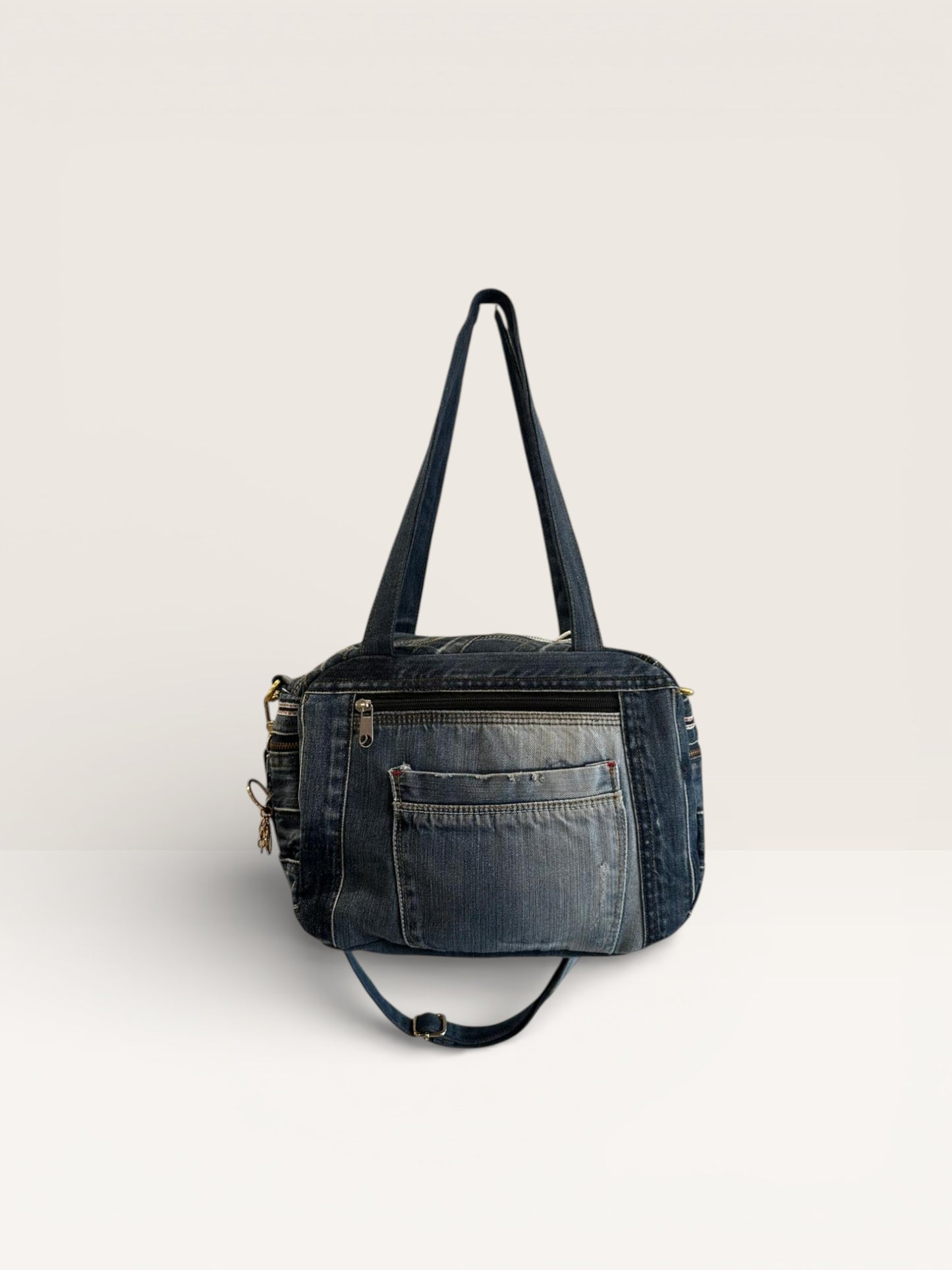 Denim Unikatna Torba „Urban Chain“ – Ručni Rad