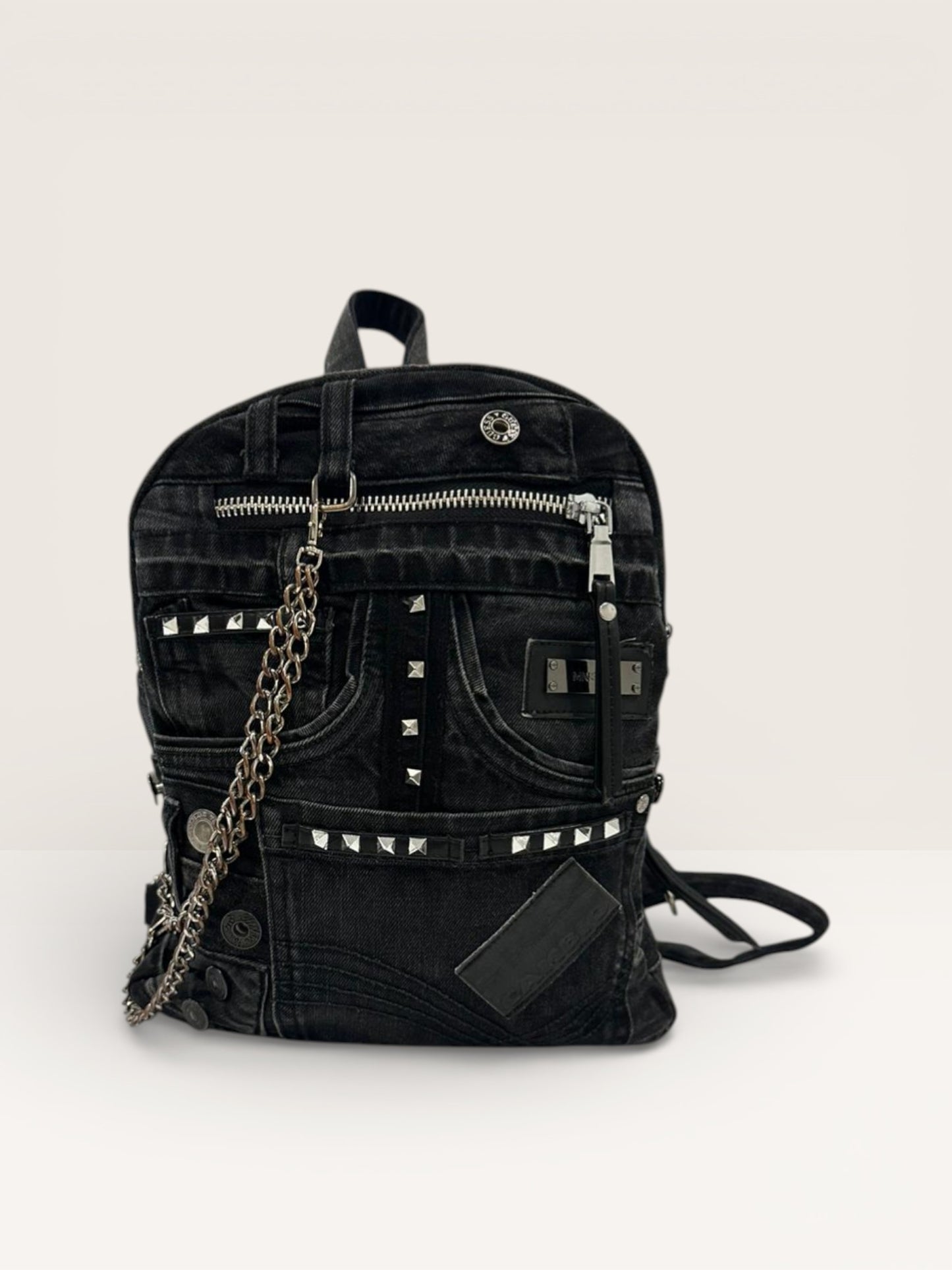 Denim Unikatni Ruksak „Black Rock“ – Ručni Rad