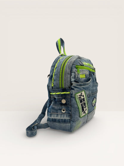 Denim Unikatni Ruksak „Neon Urban“ – Ručni Rad