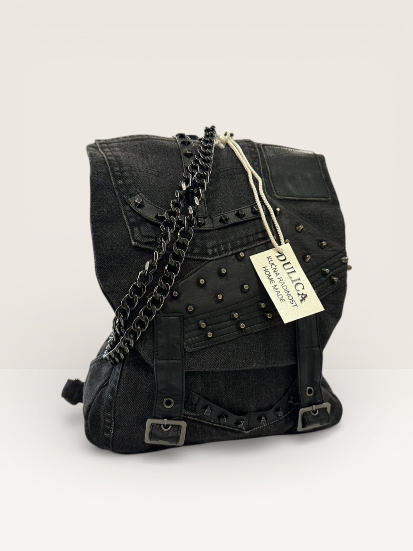 Denim Ruksak „Urban Rebel“ – Ručni Rad