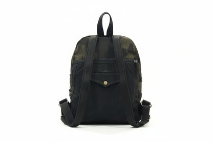 Ruksak od recikliranog trapera „ARMY REBORN“ – ručni rad KIKY STORE